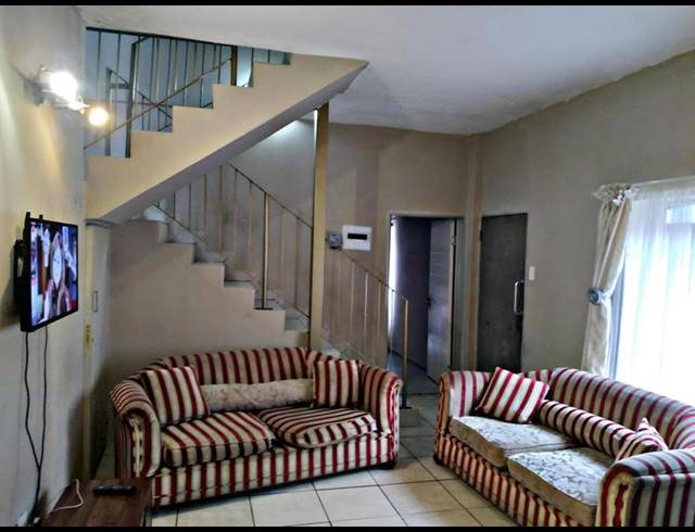 2 BEDROOM DUPLEX FOR SALE IN AUCKLAND PARK